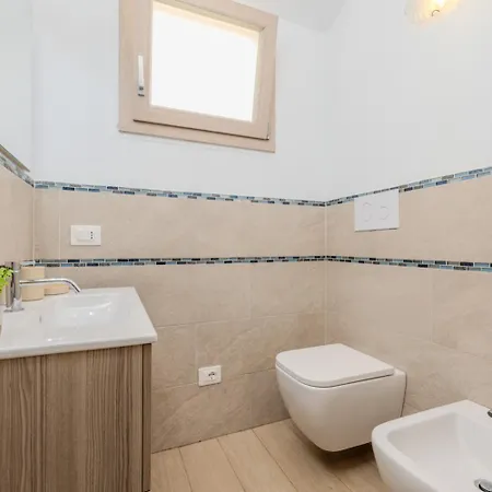 Sea View House 3 *